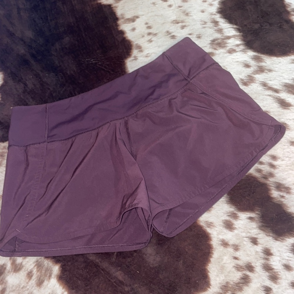 Lululemon size 6 shorts